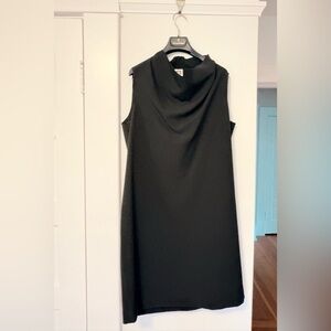Elegant Anne Klein Black Draped Midi Dress